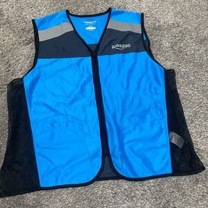 Amazon Luly yang vest men XL